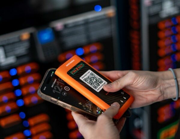 El 77% de los usuarios teme quedarse sin batería antes de llegar a niveles críticos, según FireVolt