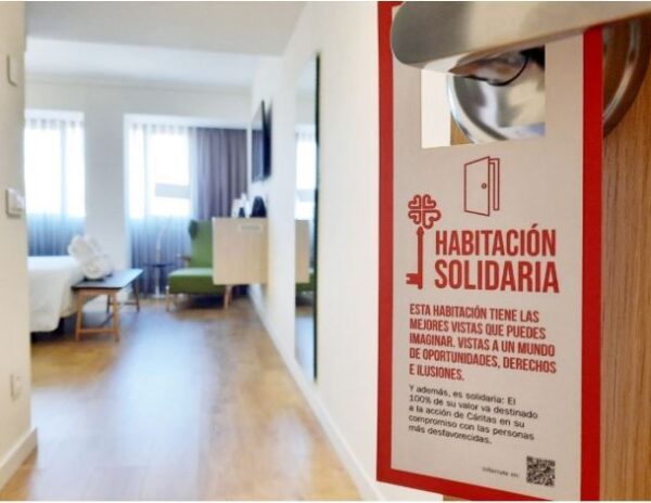 La Habitación Solidaria de ARTIEM cumple seis años superando los 500.000 € destinados a Cáritas