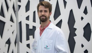 Dr. Alejandro González, urólogo de Policlínica Gipuzkoa:»Las revisiones para detectar precozmente el cáncer de próstata cada vez tienen más importancia»