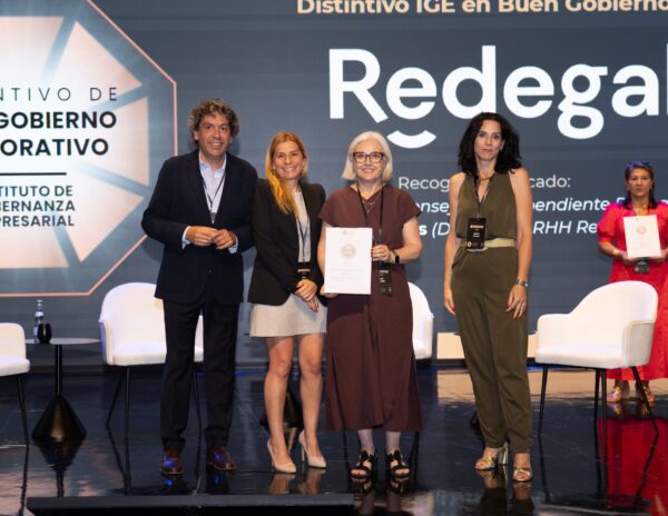 Redegal obtiene el Distintivo IGE en Buen Gobierno y consolida su modelo de gestión ética y transparente
