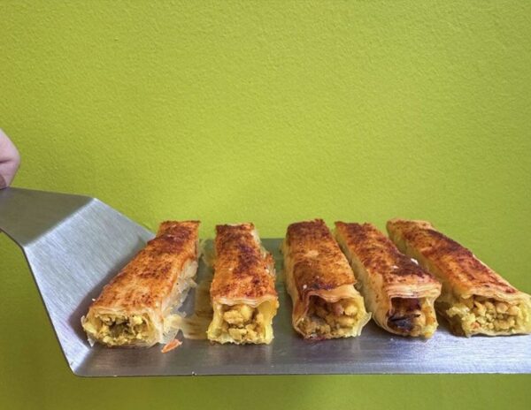 El Mundial impulsa el consumo de burek en Madrid entre aficionados balcánicos y turcos