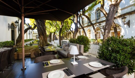 Toro Tapas inaugura su Raw Bar: una experiencia desde mediodía hasta el anochecer con cocina abierta