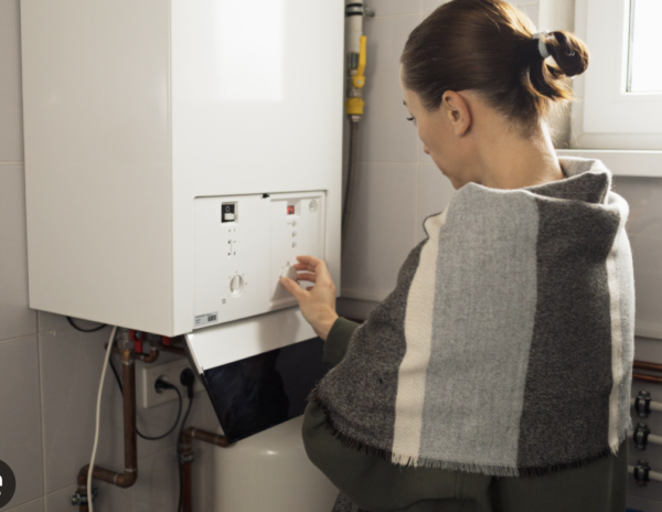 Cómo ahorrar gas con la caldera este invierno, según Servicios técnicos de Valencia
