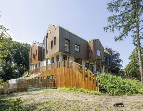 MOSO® Bamboo apuesta por la construcción biobasada en una nueva guardería en los Países Bajos
