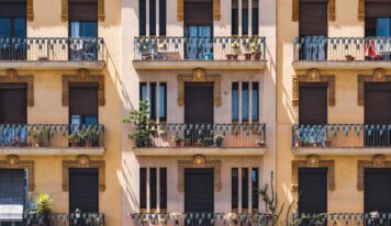 Cuatro de cada diez viviendas en alquiler en España superan los 1.500 euros mensuales